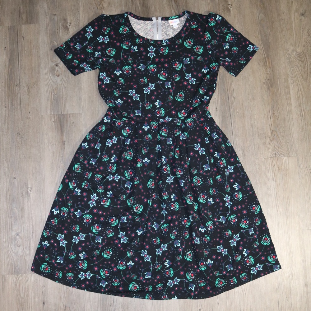 LuLaRoe Sz XL Amelia Black Green Red Floral Dress